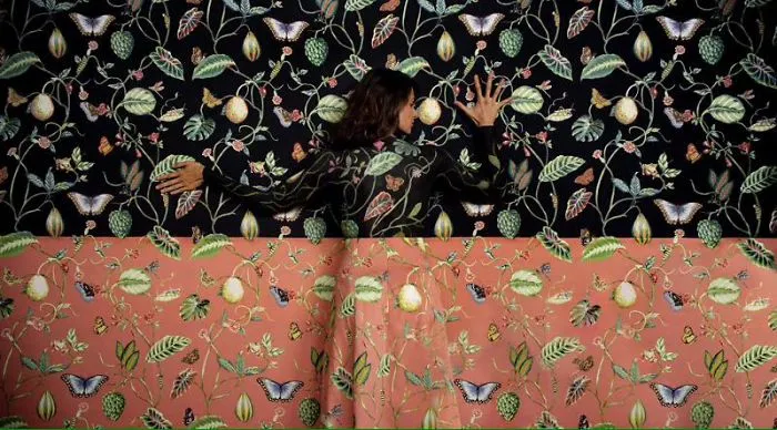 Artist Paints Her Body And Makes It Disappear Into Floral Backgrounds