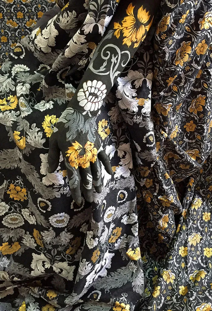 Artist Paints Her Body And Makes It Disappear Into Floral Backgrounds