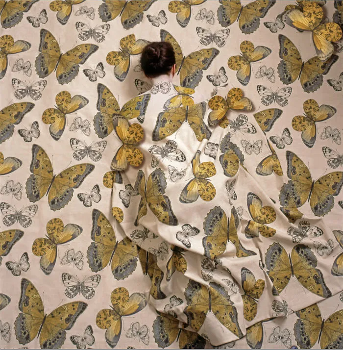Artist Paints Her Body And Makes It Disappear Into Floral Backgrounds