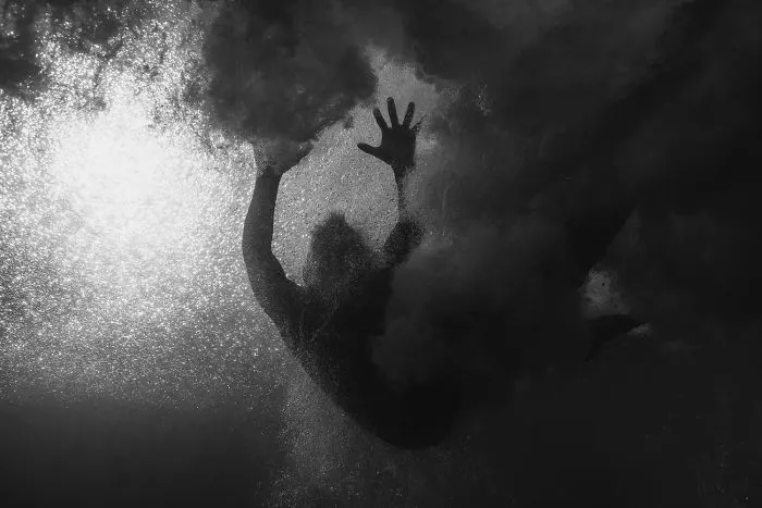 This Australian Photographer Captured 21 Ghostlike Portraits Of Bodysurfers