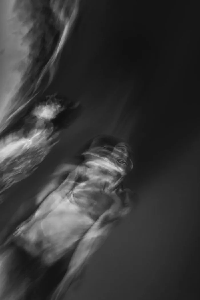 This Australian Photographer Captured 21 Ghostlike Portraits Of Bodysurfers