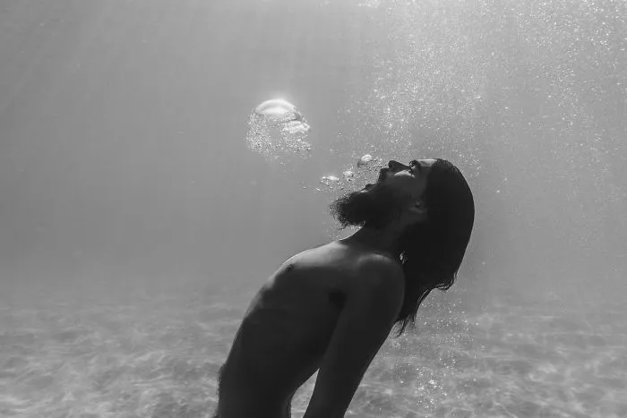 This Australian Photographer Captured 21 Ghostlike Portraits Of Bodysurfers