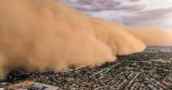 Dust Storm Didn’t Stop Him: Take A Look On Jason Ferguson Pictures From Helicopter