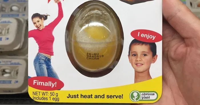 27 Hilarious Fake Christmas Gifts That 'Obvious Plant' Planted In Stores