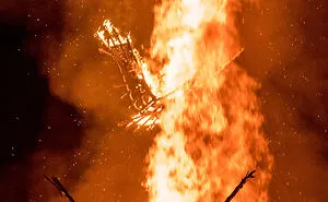 Artist Makes A Phoenix Fly Into The Sky While Burning On Fire