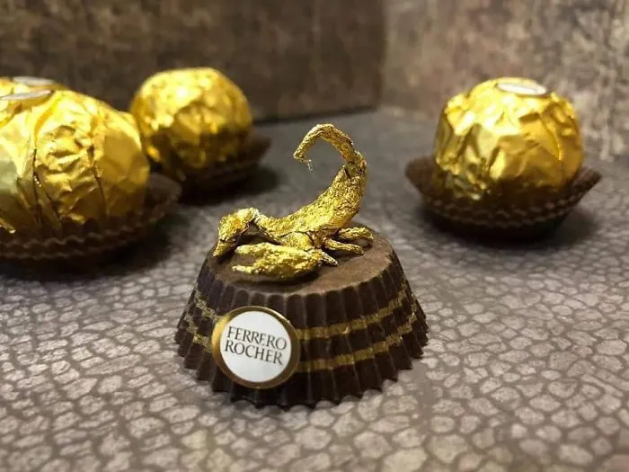 Chinese Artist Creates Tiny Sculptures Using Ferrero Rocher Packaging (28 Pics)