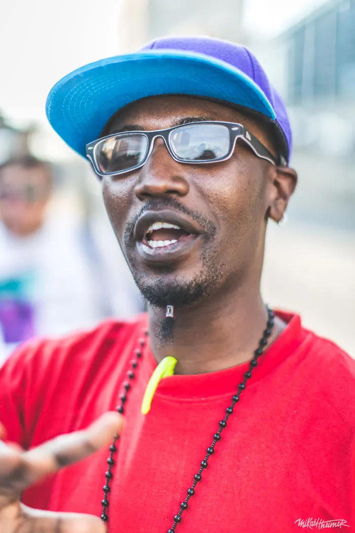 I Capture People Without Their 'Masks' By Getting Very Close To Them