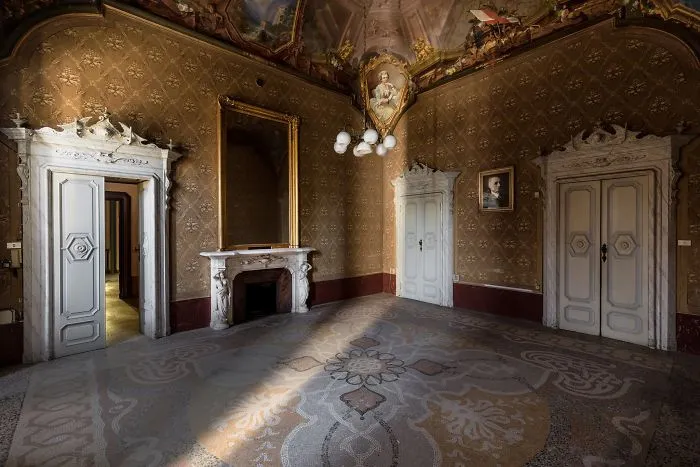 50 Photos Of Eerie Abandoned Sites That I Took While Traveling Through Italy
