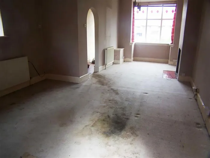 Attention To Detail Is Very Important.  For Example, Here The Agent Has Dragged The Body Outside Before Taking The Photograph