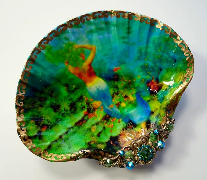 Artist Turns Real Seashells Into Decorative Jewelry Dishes That Look Like Long Lost Treasure