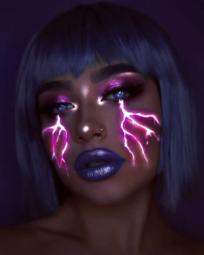 I Use Makeup, UV Paint And Light To Create Glow-In-The-Dark Looks (26 Pics)
