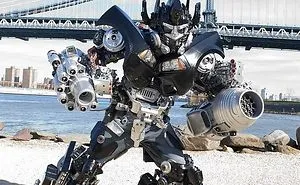 Artist Constructs Impressive Robot Costumes And Wears Them On The Streets Of New York