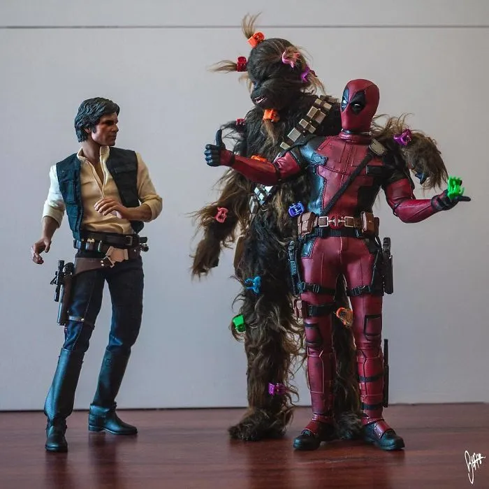 No sé si me gusta tu nuevo amigo, Chewie...