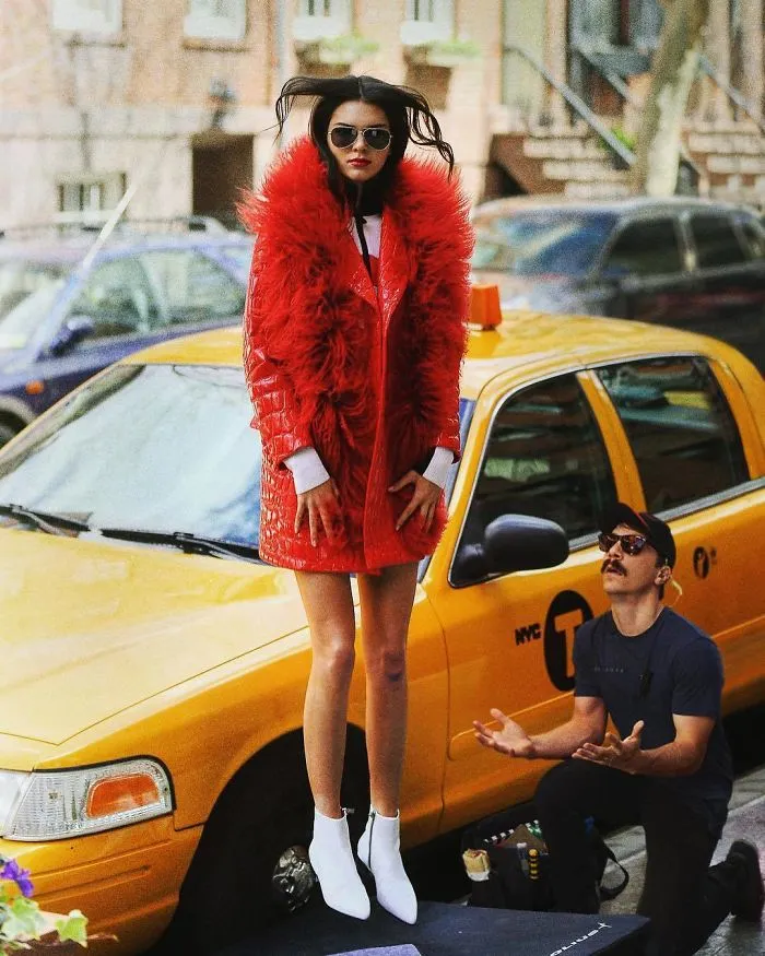 This Guy Won't Stop Photoshopping Himself Into Kendall Jenner's Photos And It Makes Them 10 Times Better