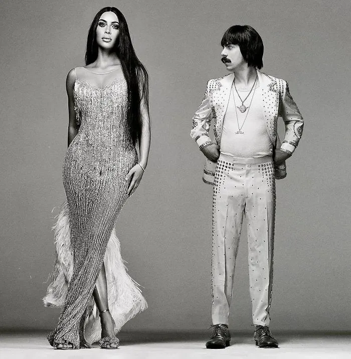 This Guy Won't Stop Photoshopping Himself Into Kendall Jenner's Photos And It Makes Them 10 Times Better