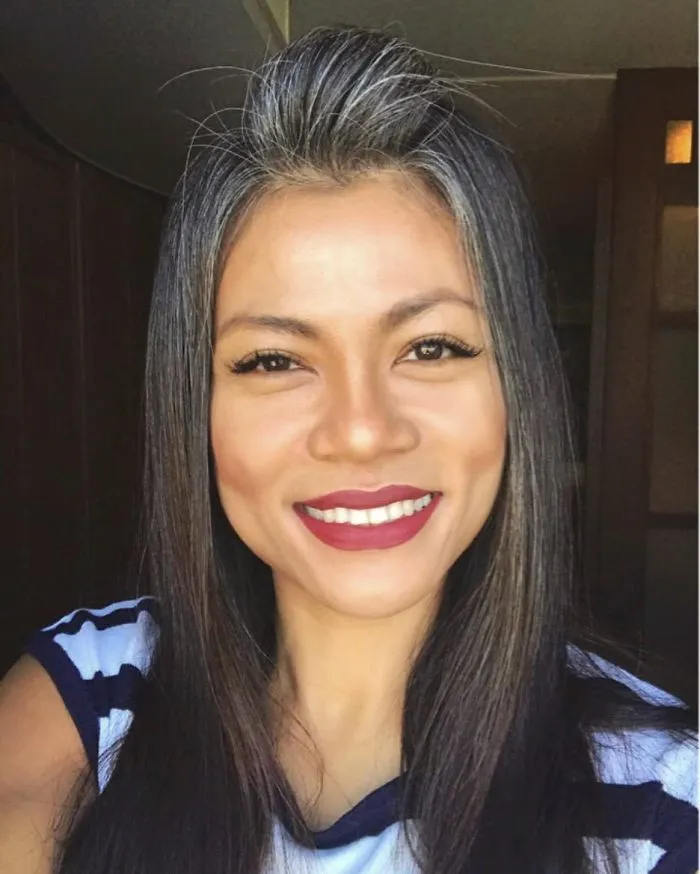 Estas 40 mujeres dejaron de teñirse el cabello, y tienen tan buen aspecto que te convencerán para hacer lo mismo