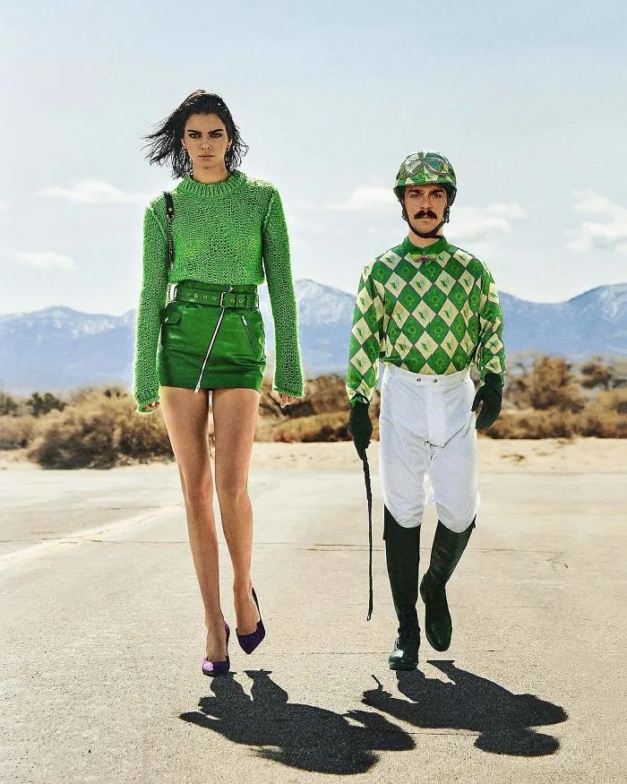This Guy Won't Stop Photoshopping Himself Into Kendall Jenner's Photos And It Makes Them 10 Times Better