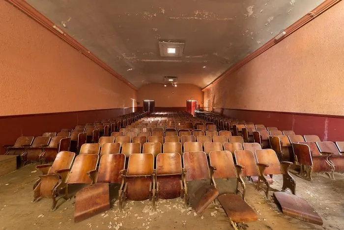 I Travel Europe To Capture The Remains Of Abandoned Theaters
