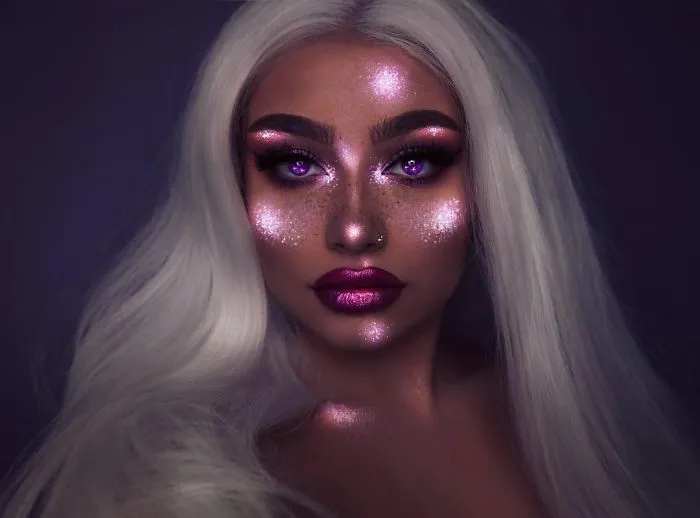 I Use Makeup, UV Paint And Light To Create Glow-In-The-Dark Looks (26 Pics)