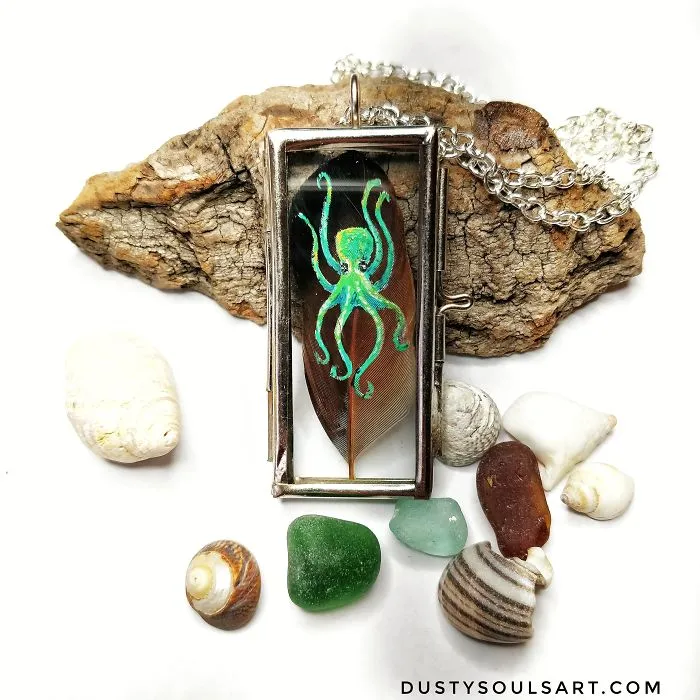Octopus On Magpie Glass Locket