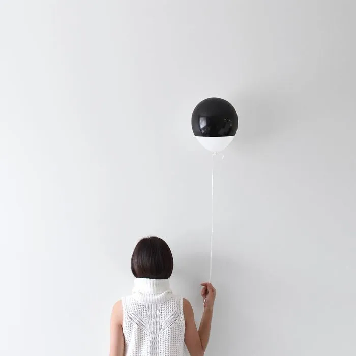 113k Instagram Followers Can't Get Enough Of These Minimalist Everyday-Object Photos By Thai Photographer