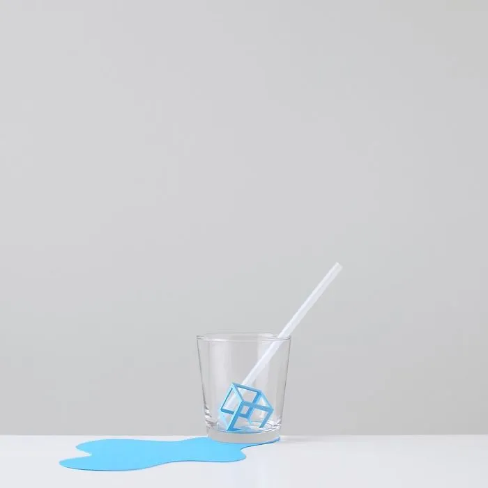 113k Instagram Followers Can't Get Enough Of These Minimalist Everyday-Object Photos By Thai Photographer