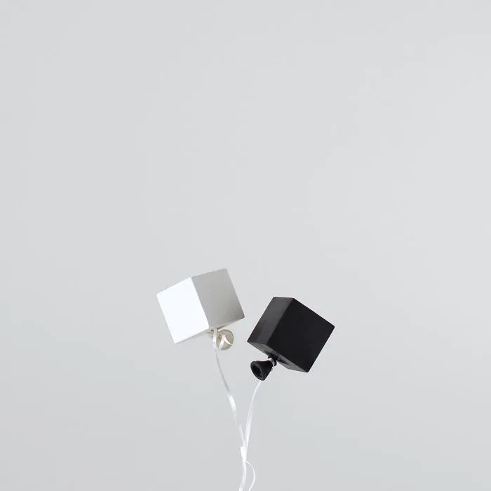 113k Instagram Followers Can't Get Enough Of These Minimalist Everyday-Object Photos By Thai Photographer