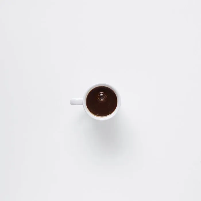 113k Instagram Followers Can't Get Enough Of These Minimalist Everyday-Object Photos By Thai Photographer