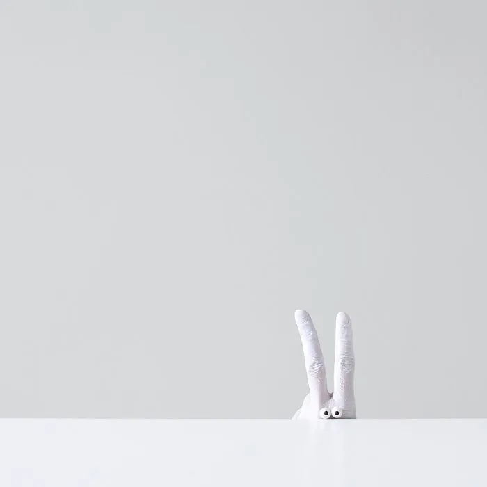 113k Instagram Followers Can't Get Enough Of These Minimalist Everyday-Object Photos By Thai Photographer