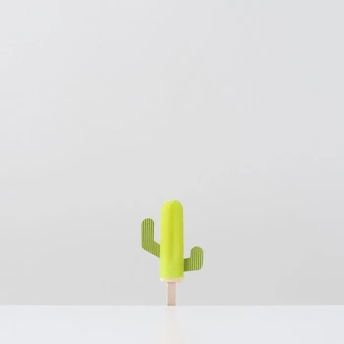 113k Instagram Followers Can't Get Enough Of These Minimalist Everyday-Object Photos By Thai Photographer