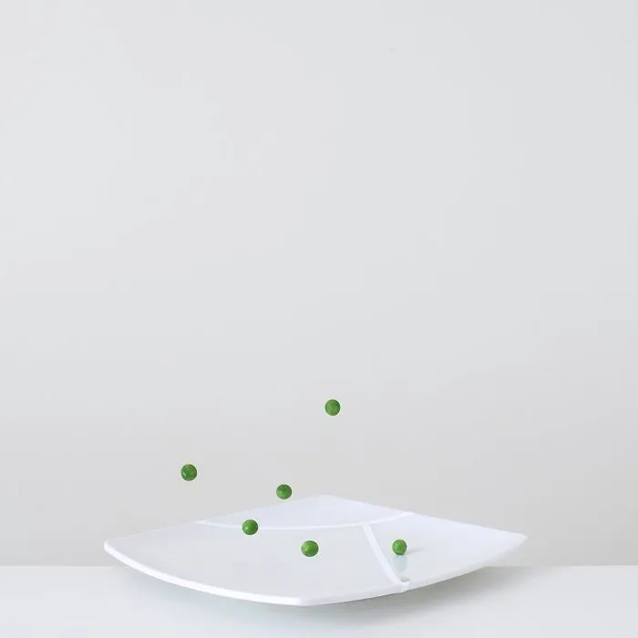 113k Instagram Followers Can't Get Enough Of These Minimalist Everyday-Object Photos By Thai Photographer