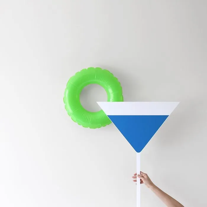 113k Instagram Followers Can't Get Enough Of These Minimalist Everyday-Object Photos By Thai Photographer