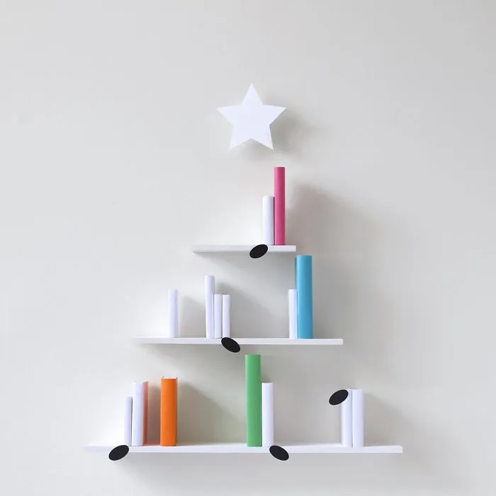 113k Instagram Followers Can't Get Enough Of These Minimalist Everyday-Object Photos By Thai Photographer
