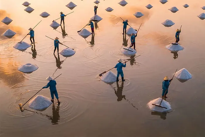Campo de sal Hon Khoi en Vietnam, por Trung Pham