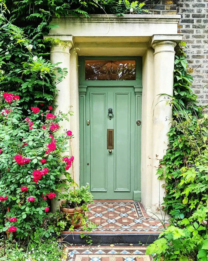 Woman Captures London's Most Beautiful Front Doors And They Look Straight Out Of A Wes Anderson Movie