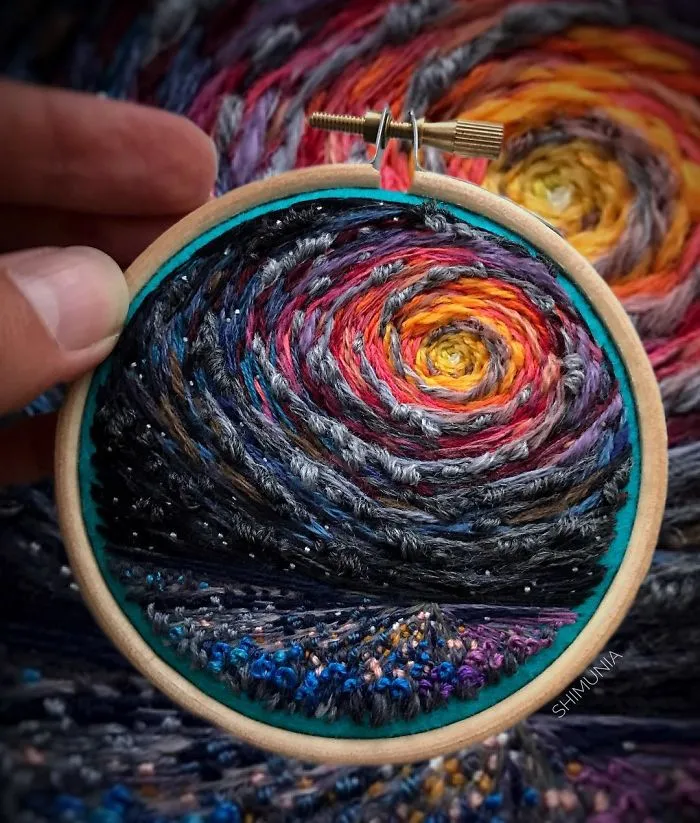 Russian Artist Pushes Embroidery To Its Limits, Making It Look Like Paint