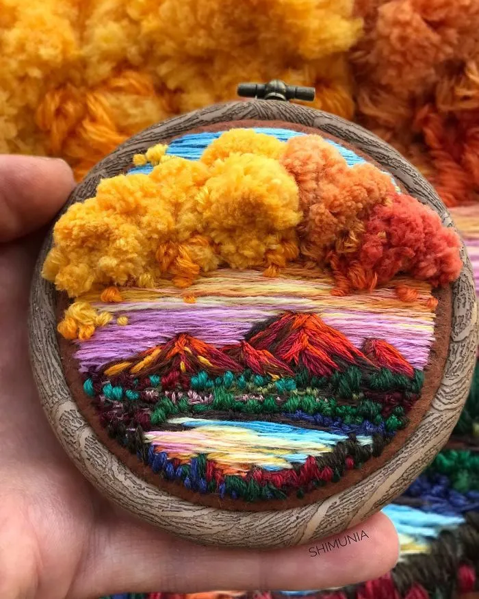 Russian Artist Pushes Embroidery To Its Limits, Making It Look Like Paint