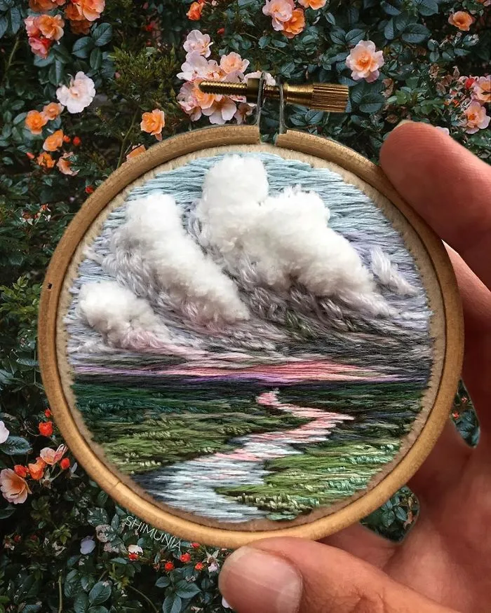 Russian Artist Pushes Embroidery To Its Limits, Making It Look Like Paint
