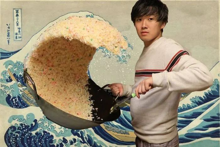 Alguien publica la foto de un chico junto a una ola gigante de arroz y la gente empieza a photoshopearlo de inmediato