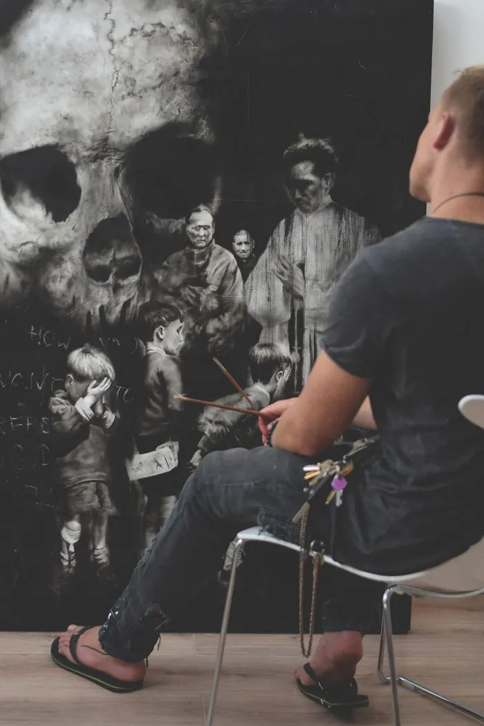 Artist From Poland Devoted His Life To Art