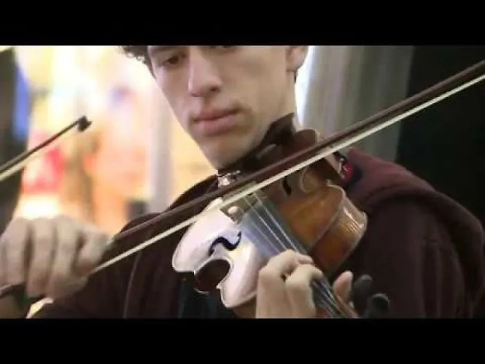 Amazing Game Of Thrones Flash Mob From A Hungarian Art School