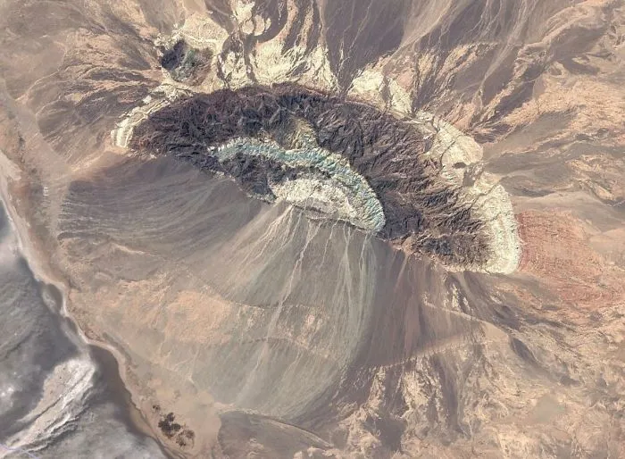 Este hombre comparte 30 de sus descubrimientos más interesantes en Google Earth