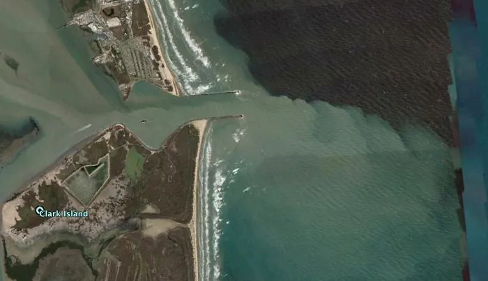 Guy Shares 30 Of His Most Interesting Finds On Google Earth