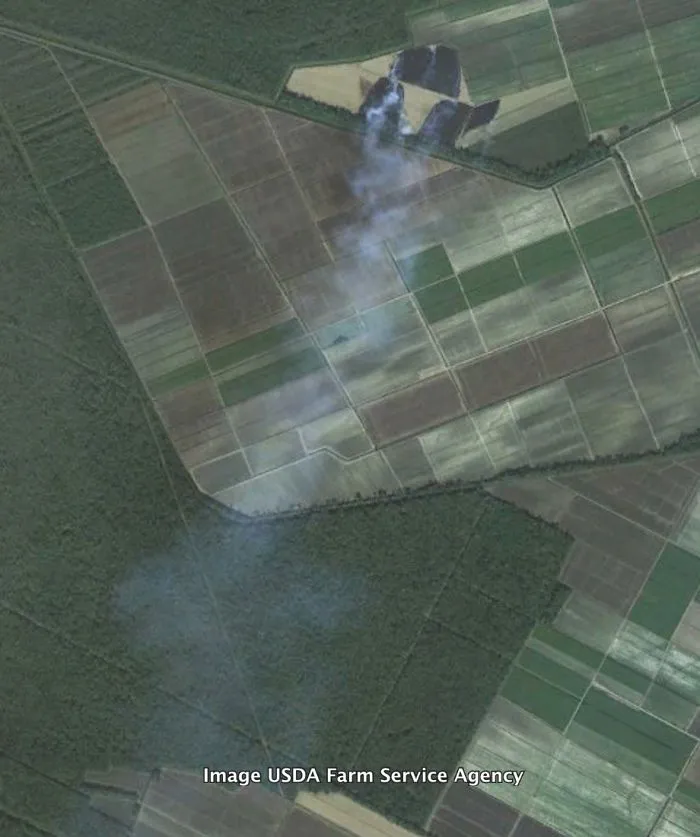Guy Shares 30 Of His Most Interesting Finds On Google Earth