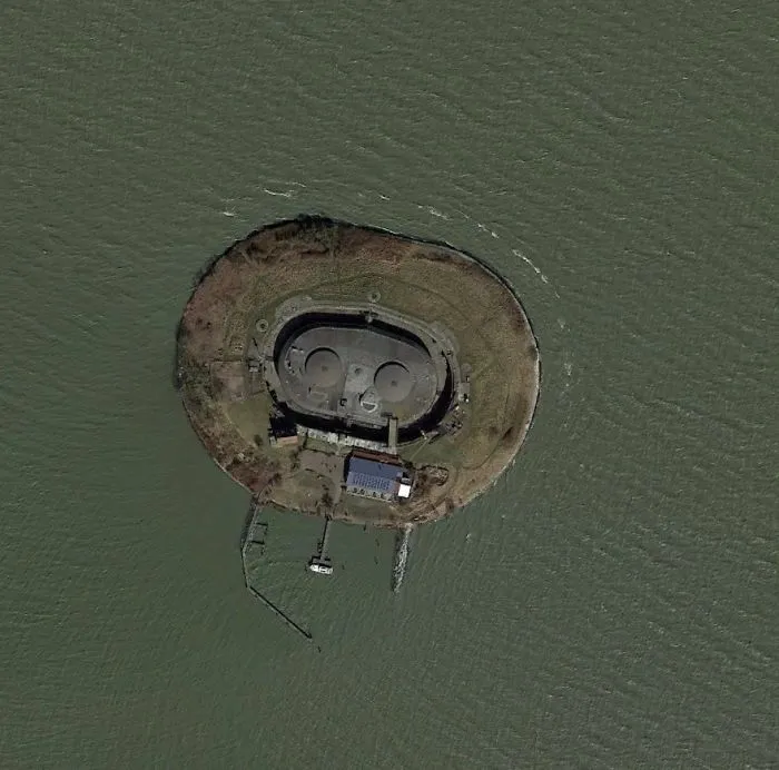Este hombre comparte 30 de sus descubrimientos más interesantes en Google Earth