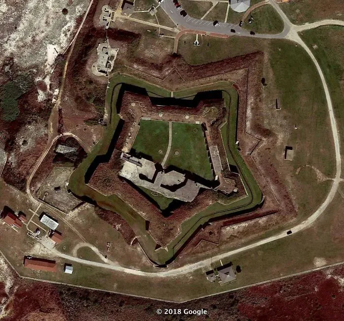 Guy Shares 30 Of His Most Interesting Finds On Google Earth