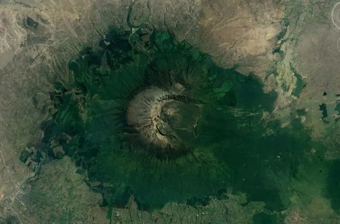 Este hombre comparte 30 de sus descubrimientos más interesantes en Google Earth