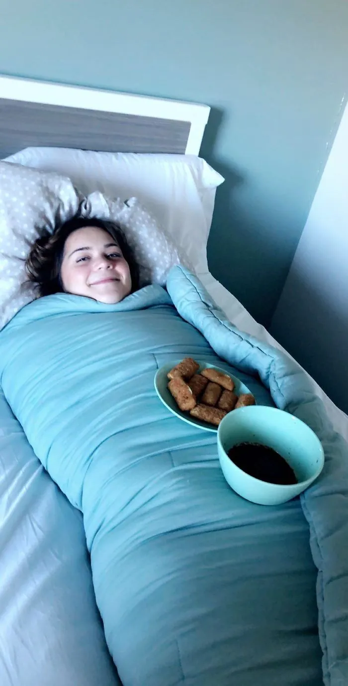 Classes Canceled Due To Polar Vortex. What Else To Do But Wrap Your GF Like A Burrito And Feed Her Mozzarella Sticks