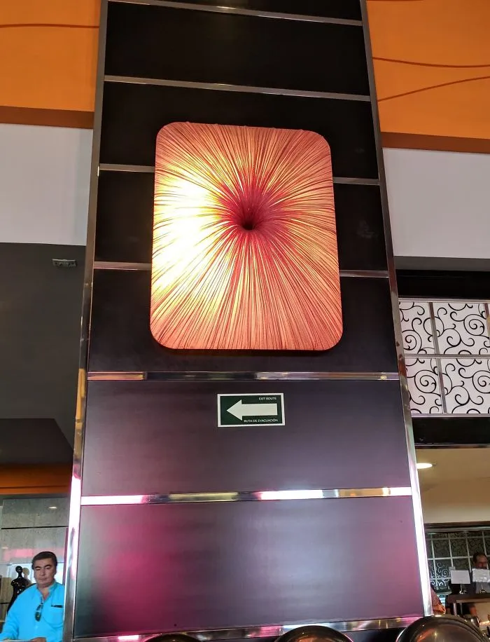 La decoración en el restaurante del hotel