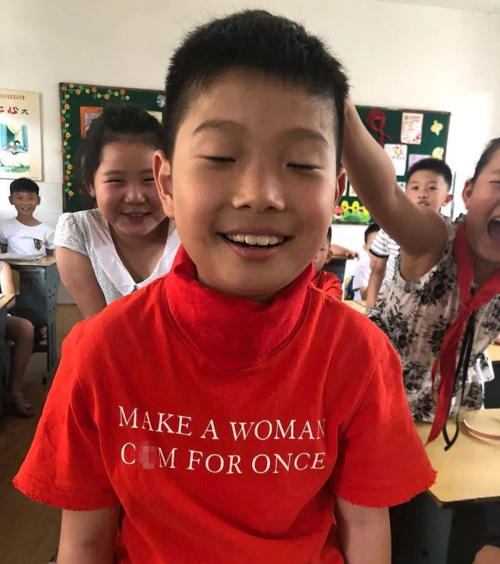 "Living In China I See The Most Ridiculous Things, Like These People Who Have No Idea What They’re Wearing" (30 New Pics)